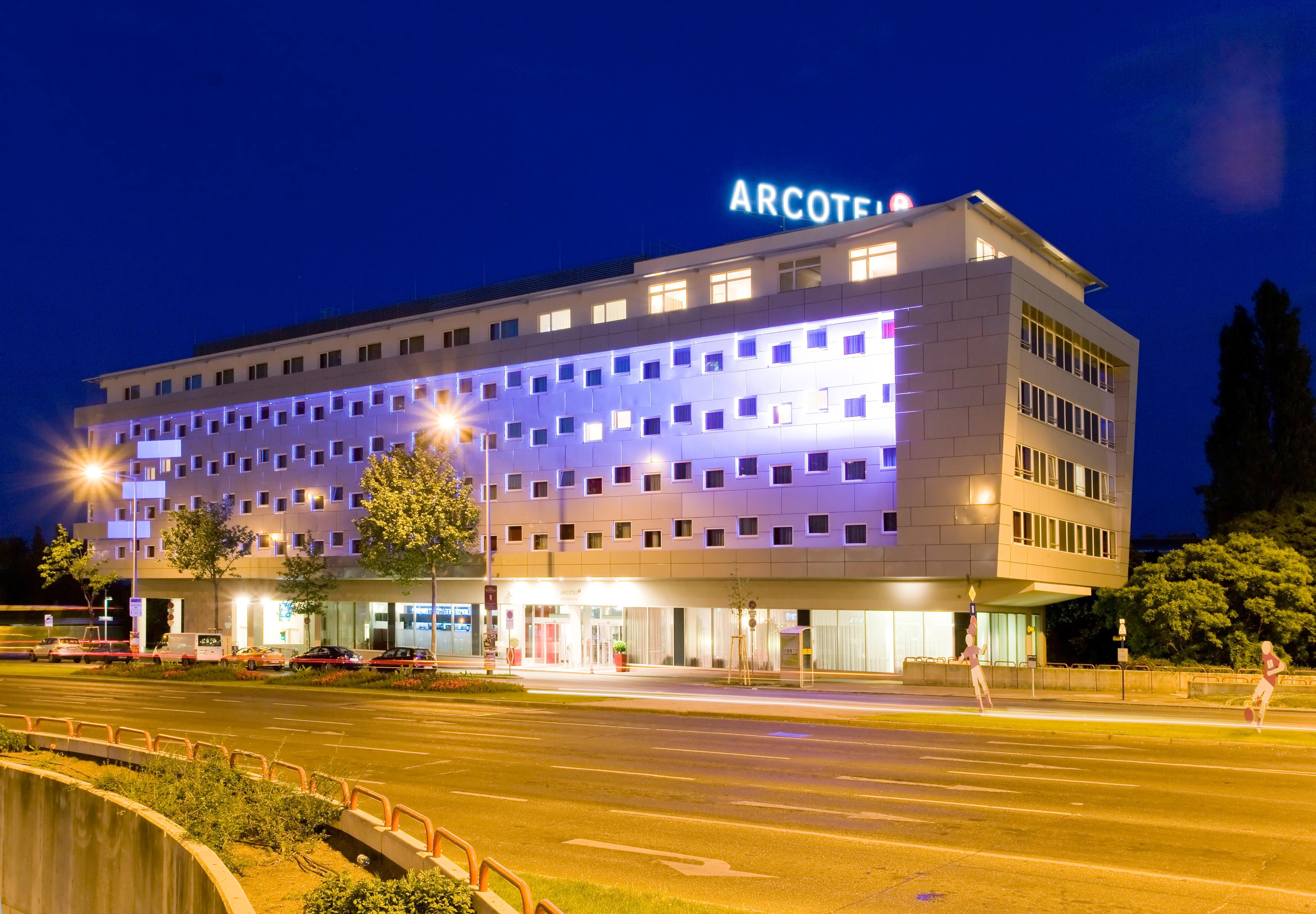 Arcotel Kaiserwasser - Nahe Der Donau Hotel